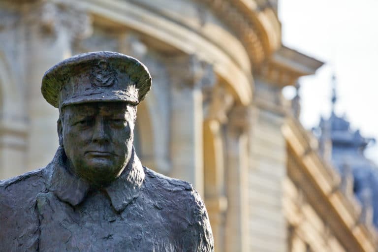 winston churchill gambling image