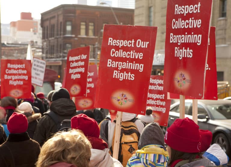 Casino Lac-Leamy strike image