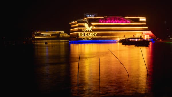 cruise ship casinos image