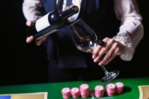 what_not_to_do_at_a_blackjack_table image