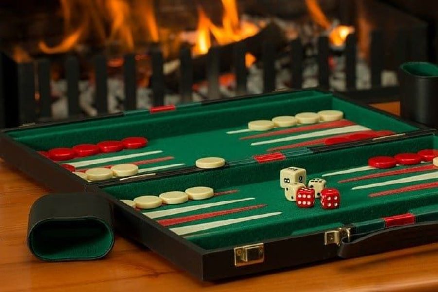 7 Casino Games That Offer the Lowest House Edge