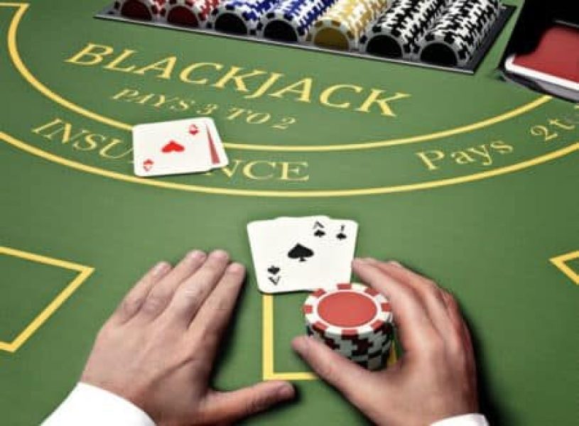 professional blackjack player image
