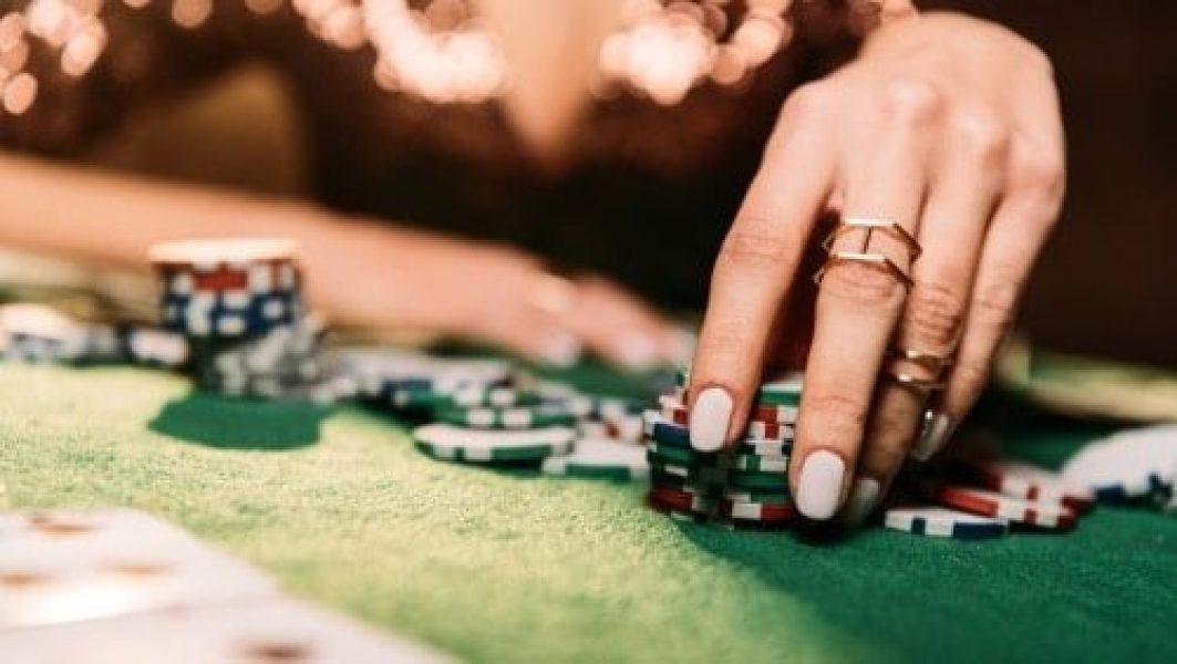 famous_female_gamblers image